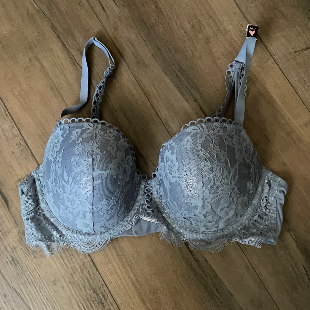 Victoria’s Secret Dream Angels 36D bra